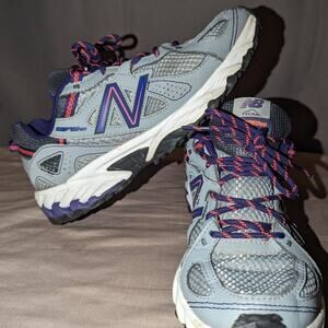 New Balance Shoes Womens Size 8 D Gray Purple 573 v2 Athletic Trail Running